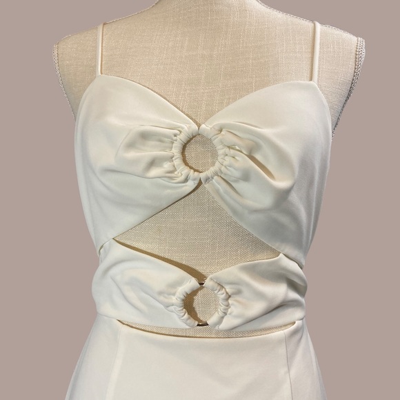 NWT Gianni Bini Cutout White Spaghetti Strap Dress - Picture 6 of 15